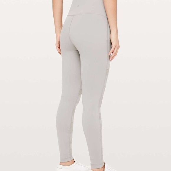 Lululemon wunder Under pant high rise Tech Mesh 28” size 4 Mesh fabric panels - Picture 5 of 11